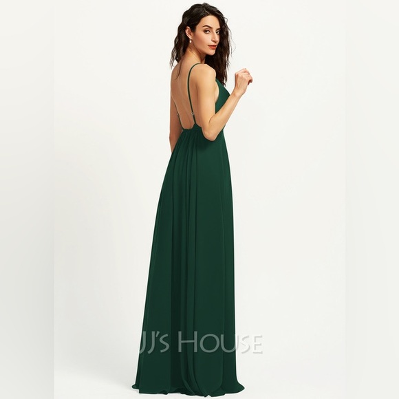 ⭐️2xHP⭐️ JJ’s House Hunter Green Floor Length Spaghetti Strap Dress - Picture 9 of 13